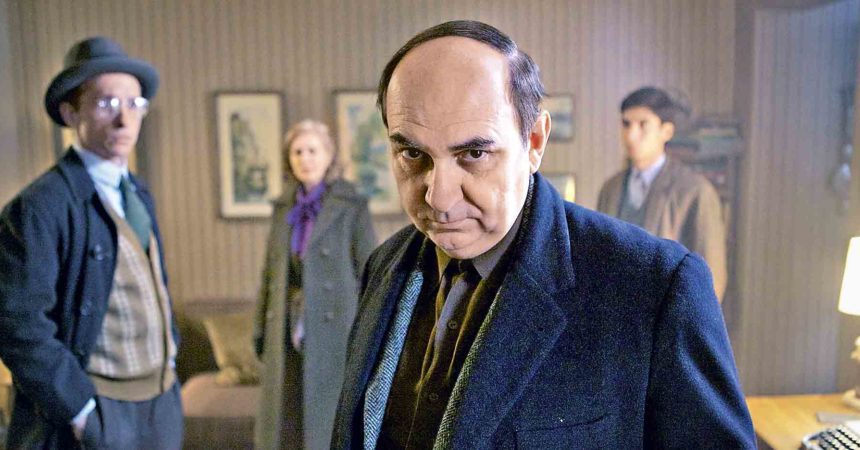 NERUDA (Pablo Larraín)
