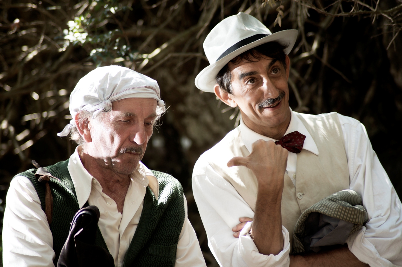 LA STOFFA DEI SOGNI (Gianfranco Cabiddu) Shakespeare ed Eduardo traslocano in Sardegna.