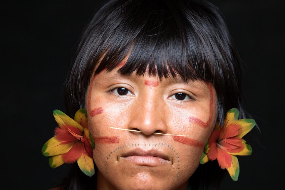 WOMAN (Anastasia Mikova, Yann Arthus-Bertrand)