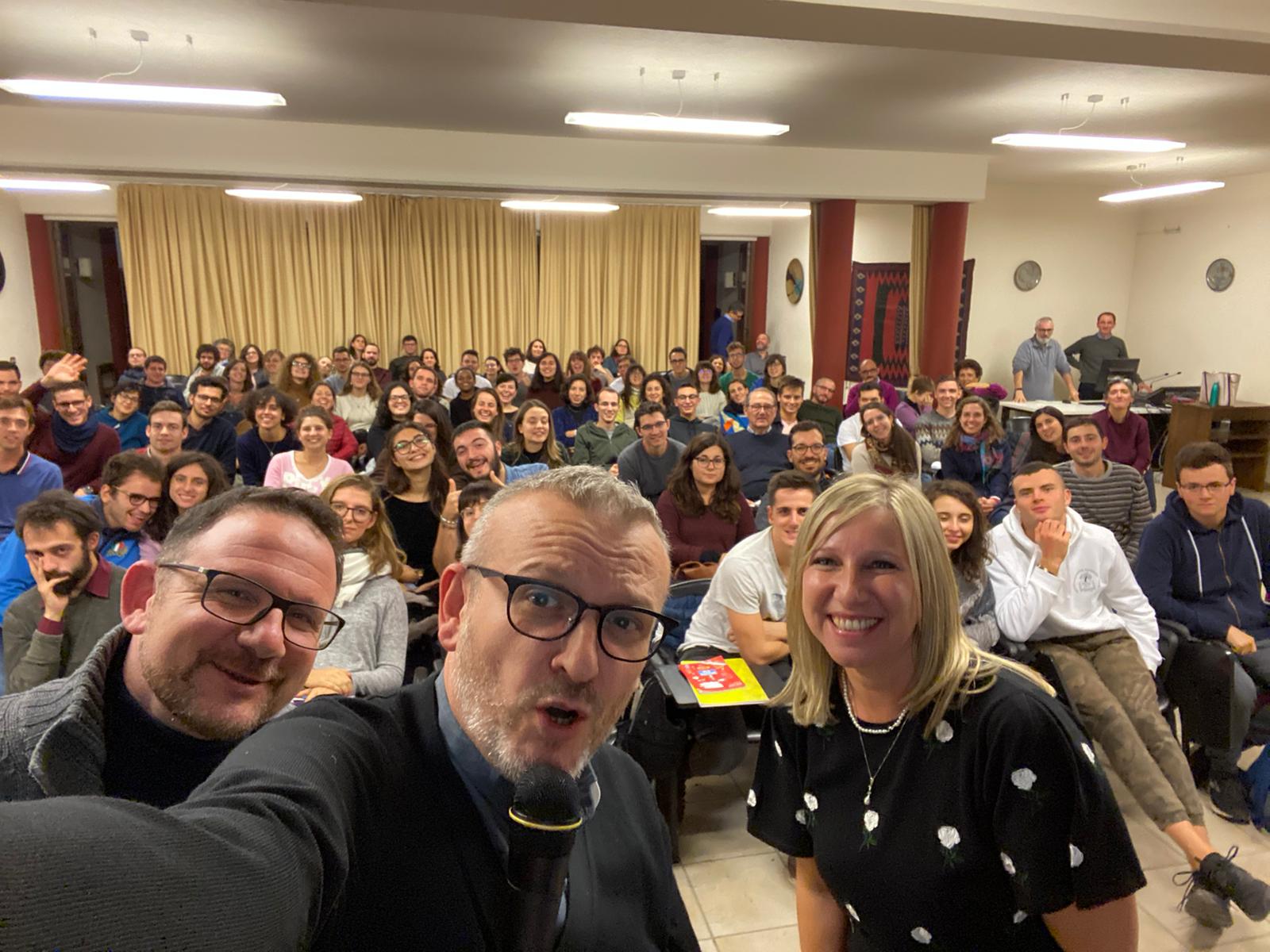 CON ACEC, A BOSE, 100 GIOVANI CON IL CINEMA E IL CAMMINO I racconti di chi ha partecipato a "Beati quelli che camminano"