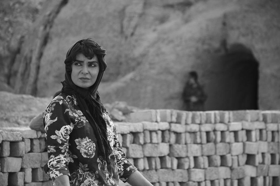 THE WASTELAND (Ahmad Bahrami) Un omaggio al mondo delle fabbriche