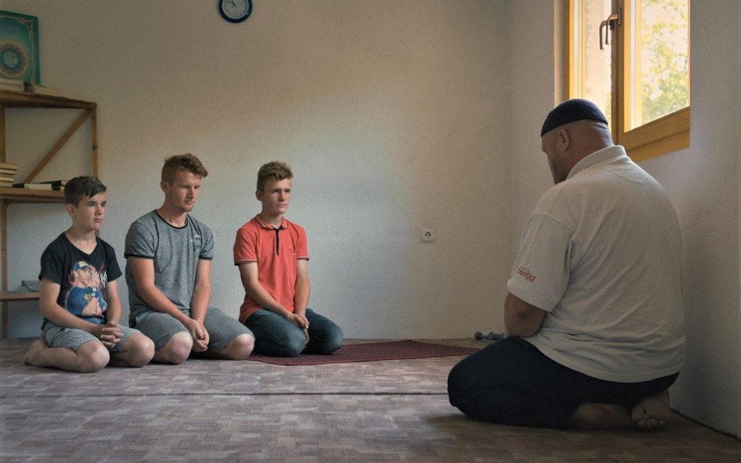 BROTHERHOOD (Francesco Montagner) Il corpo e lo spirito