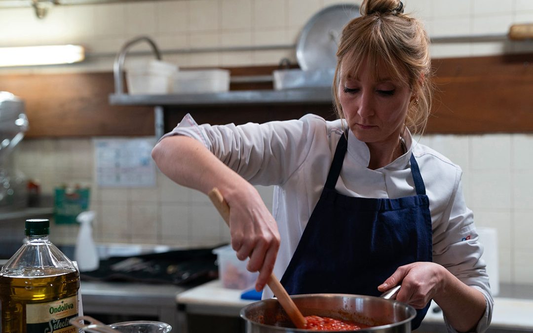 SÌ CHEF! – LA BRIGADE (Louis-Julien Petit) Dalla cucina una speranza di futuro