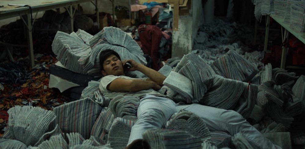 YOUTH – SPRING (Wang Bing) Negoziare una vita da alienati