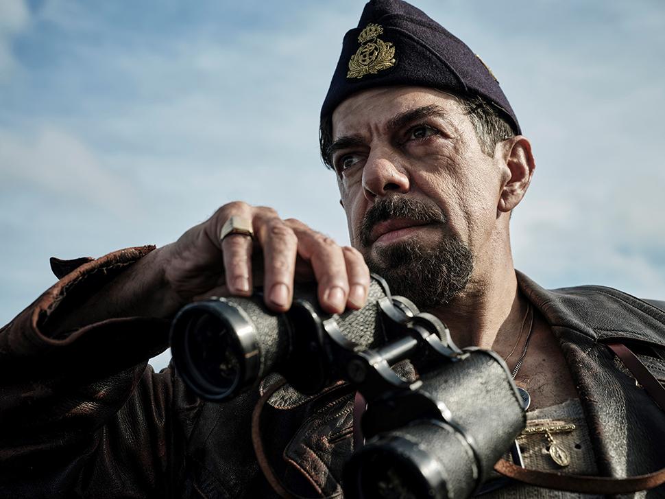 COMANDANTE (Edoardo De Angelis) La legge del mare