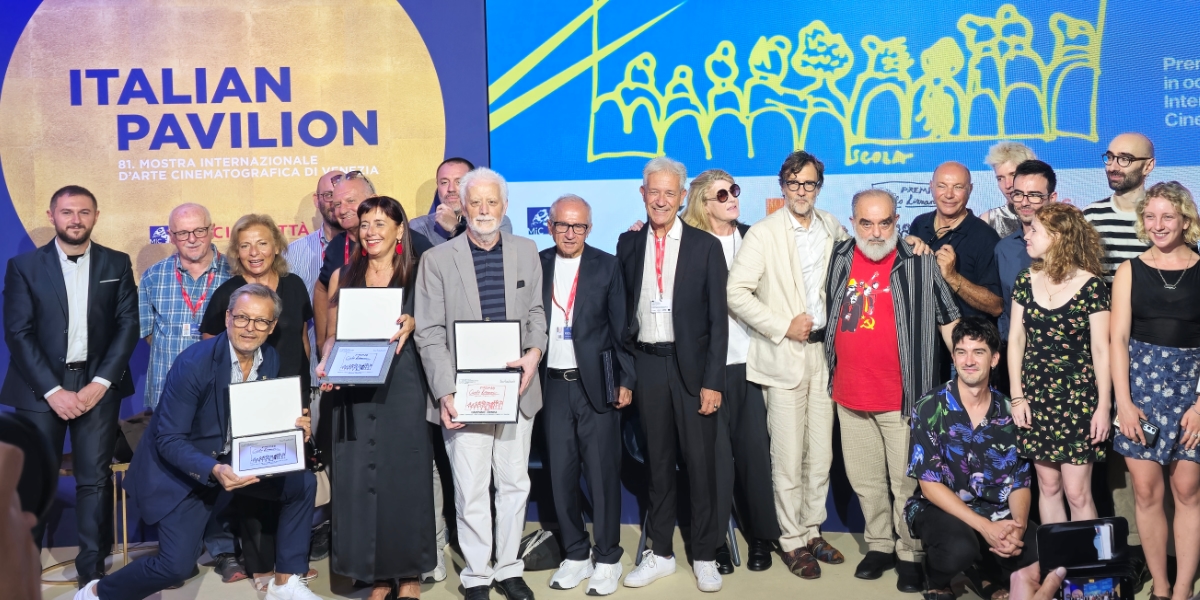 Il cinema delle Provincie vince il Premio Lizzani 2024 A ritriare il premio a Venezia 81, l'esercente Tonino Errico