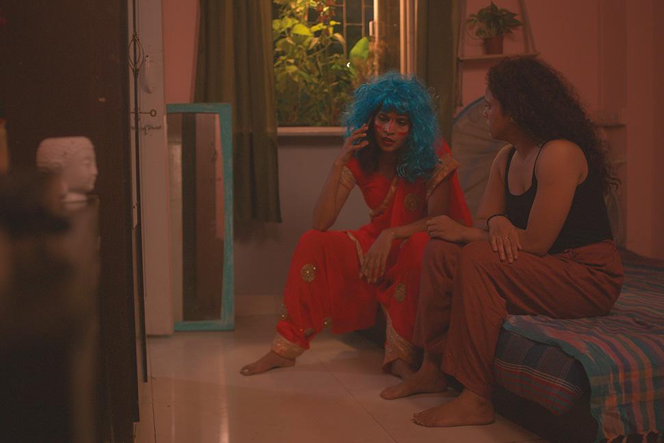 SONGS OF FORGOTTEN TREES, la recensione del film di Anuparna Roy Gli orizzonti di Venezia 82