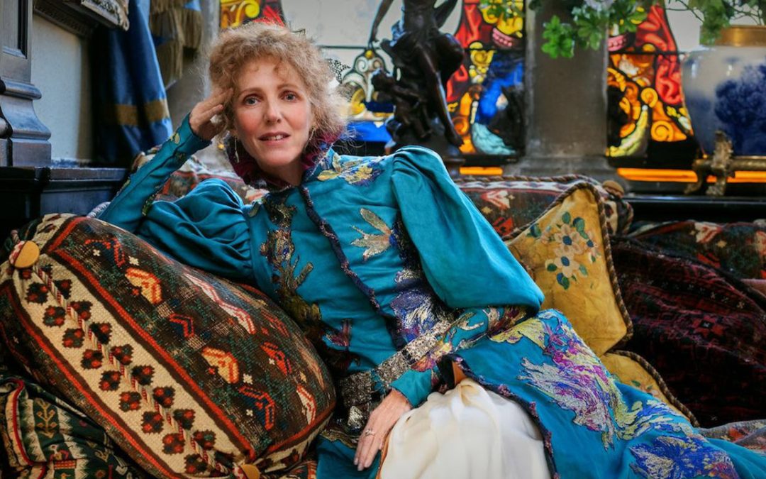 LA DIVINA DI FRANCIA – SARAH BERNHARDT (Guillaume Nicloux) Gli amori di un'attrice