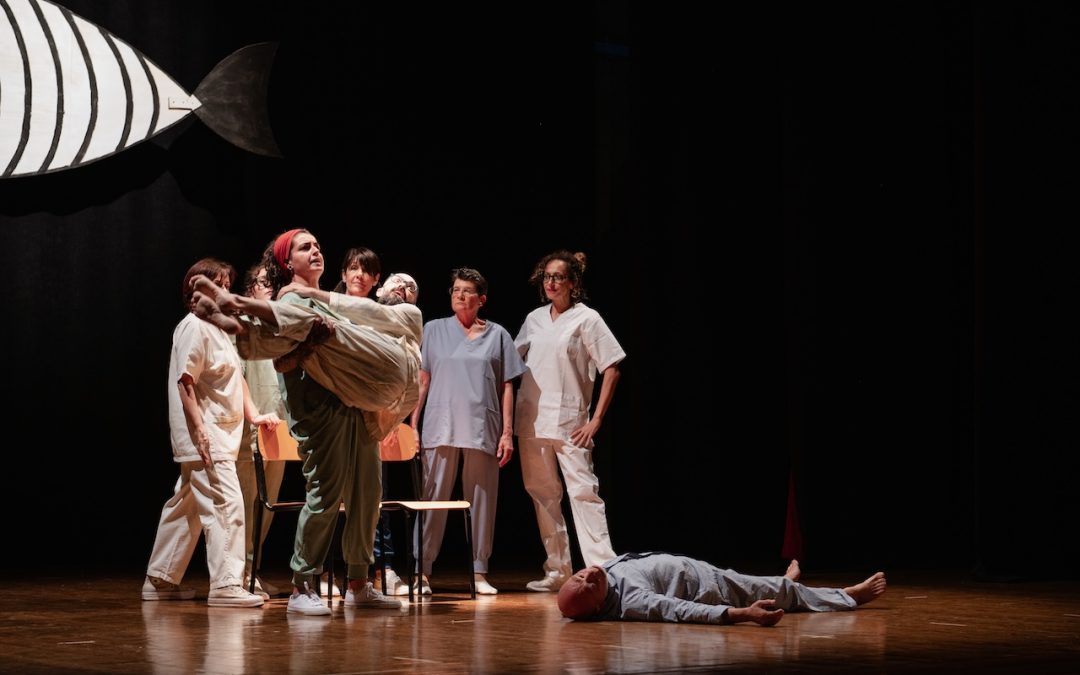 Come rilanciare il teatro attraverso cinque domande strategiche?